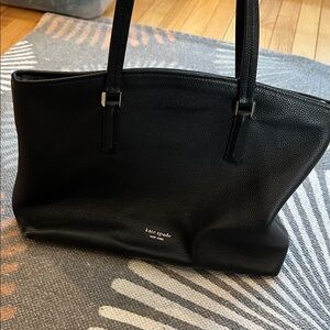 Kate Spade ♠️ Black Pebbled Leather Tote